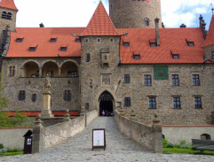 The courtyard of the Allenstein