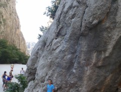 Vinnetou behind the rock