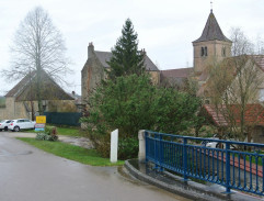 The Car on the Bridge