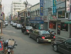 Street with the restaurant