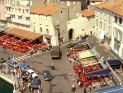 Le gendarme et les gendarmettes